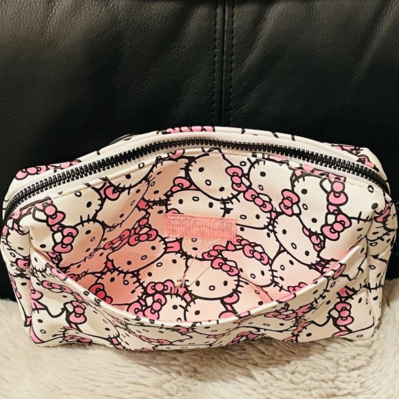 Hello Kitty Cosmetics Bag by Impressions - Picture 3 of 6